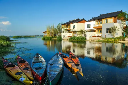 Zhouzhuang original House Zhudian Garden Resort Отели рядом с достопримечательностью «Chengxu Temple»