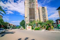 Wanheng Apartment (Xishuangbanna Splashed Water Plaza Flagship Store)
