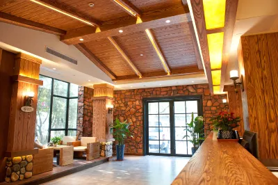 Jiamei Tianyuan Hotel Hotels near Tongji University South Campus Gymnasium