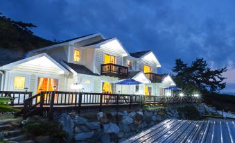 Namhae Olive Pension