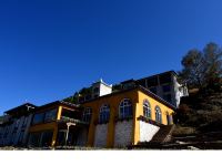 丹巴东马顶果山风景酒店