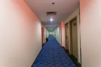Yizhi Holiday Chain Hotel (Kunshan Hexing Road Huamao International Auto City)