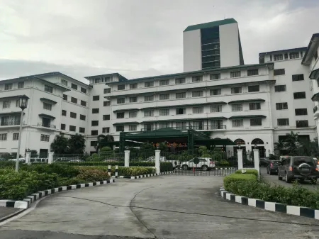 The Manila Hotel Отели рядом с достопримечательностью «Парк Хосе Рисаля»
