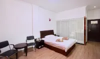 Haiyan South Hotel - 2-نجوم