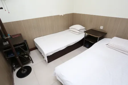 Ping'an Express Hotel (Shuozhou Railway Station Branch) Отели рядом с достопримечательностью «Shanxi Institute of Technology»