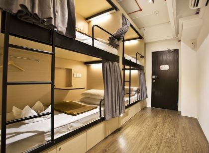 7 Wonders Hostel @ Jalan Besar