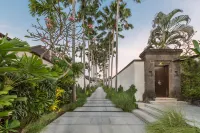 Villa Air Bali Boutique Resort and Spa Hotels near La Lucciola