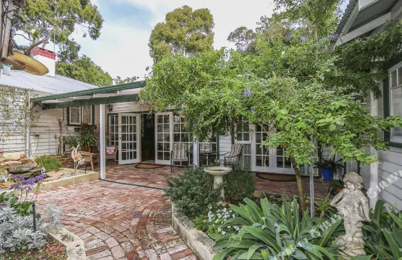 玫瑰橋之家成人休閑民宿