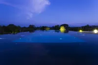 Aliya Resort and Spa - Thema Collection - Luxury