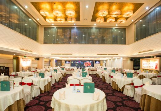 1. 선전 룽강 리반..