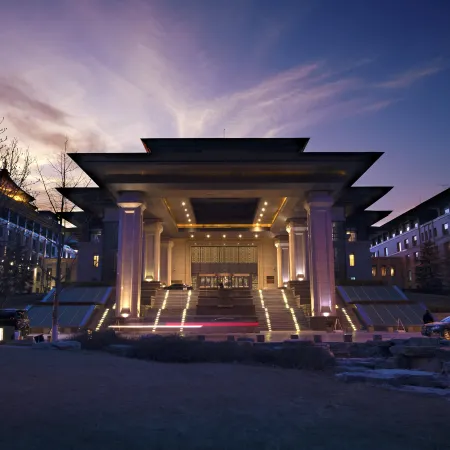 Seven-cultivation Hotel