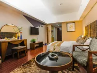 38.6℃ Hotel (Chuhe Hanjie Subway Station Provincial Museum Branch) Hotels near Han Street