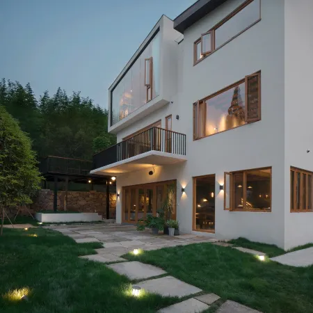 Mount Mogan Chic Hostel