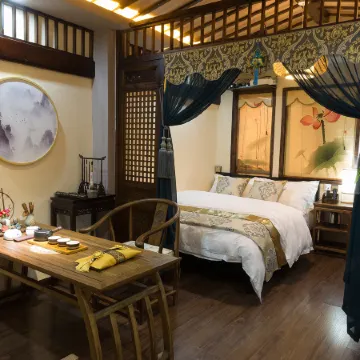 Fengdiao Yushun Hostel Отели рядом с достопримечательностью «Храм Линь Ань»