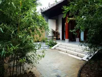 Zhufengtang Courtyard Hot Spring Hotel (Liquan Yuanjiacun Branch) Hotels in Liquan