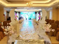 Vienna Hotel (Xuzhou Suning Square Deji Square Branch) - con vista montagne