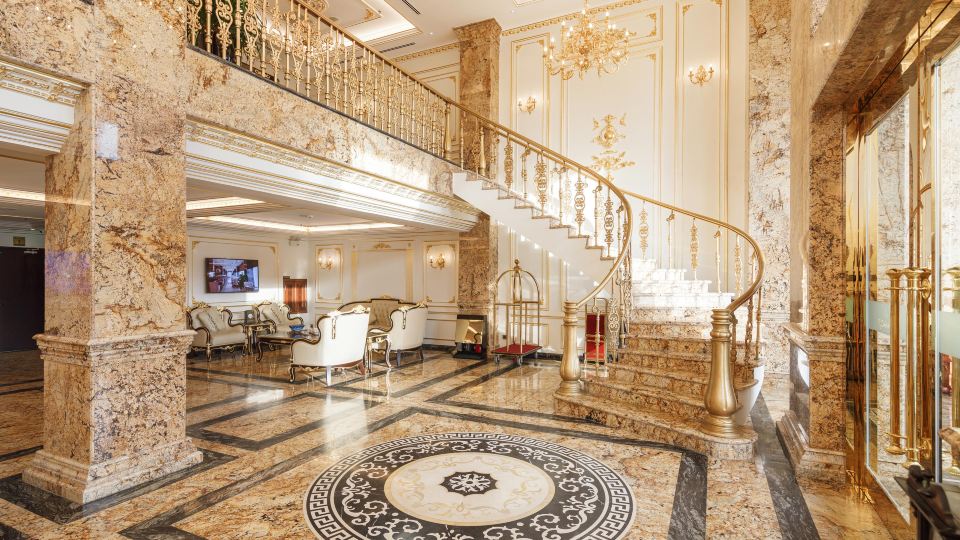 Monarque Hotel Danang