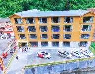 YunHai Hliday Hotel Hotels near Huanglong National Scenic Spot