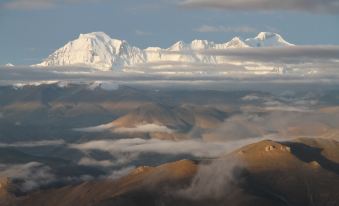 Dingri Everest Snow Leopard Inn