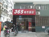 365 City Hostel