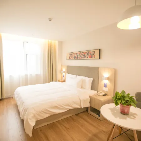 HanTing Hotel (Puyang City Central Plaza)