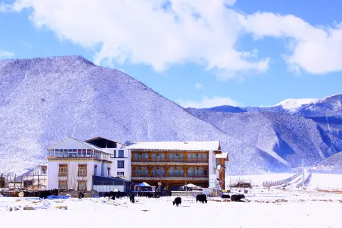 Shangri-La Lao Shay Youth Hostel - Vandrerhjem