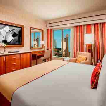 The Parisian Macao Rooms