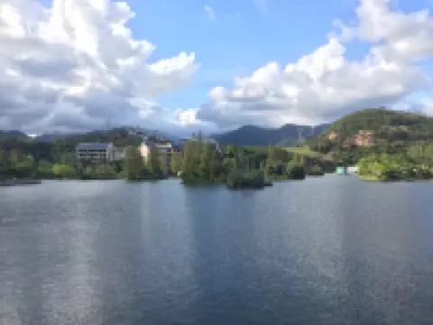 Jiangmen ancient dou spring villa