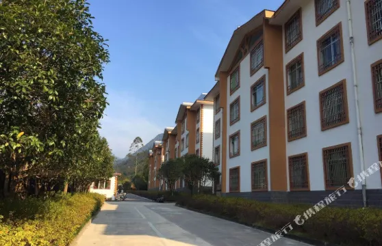 姑婆山小蜜蜂之家民宿