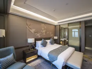 Nanchang Greenland The QUBE Hotel (Yuweizhou)