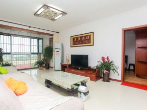 Qingdao Golden Beach Haishangju Holiday Homestay