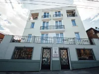 Kenari Hotel Hotels near Rustaveli Metro Station