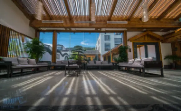 Yun He Ye Bo Hotel (Wuxi Lingshan Grand Buddha Nianhua Bay)