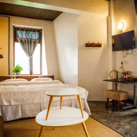 Yijiaren Guishu Hotel
