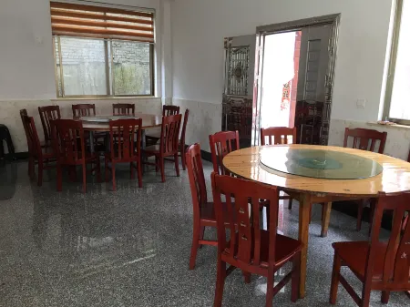 Shitai Guhuidao Inn Отели рядом с достопримечательностью «China’s Top Selenium-Rich Village»