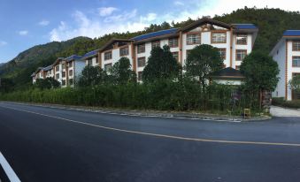 Home of Little Bee Guesthouse