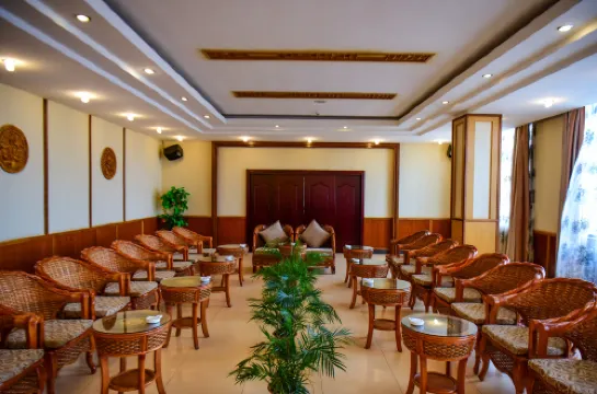 Yunti Hotel Fasilitas Bisnis Photos