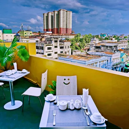 Hotel Aurora