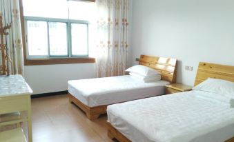 Xiuning Yuanyuan Hotel