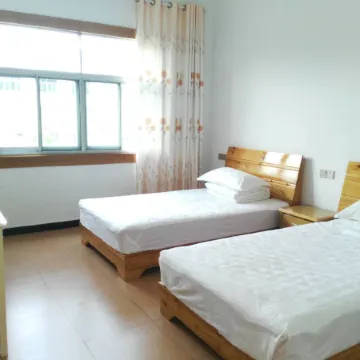 Xiuning Yuanyuan Hotel