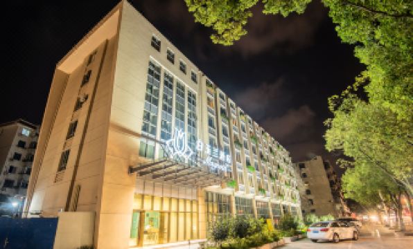 Magnotel (Taizhou Jiaojiang Yunxi Road Yanyu Park)