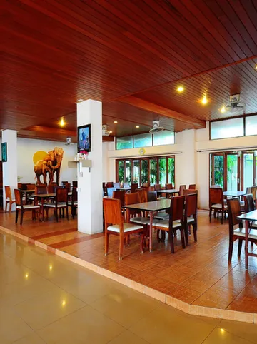 รูปภาพของโรงแรมอลีนา แกรนด์ แอนด์ รีสอร์ท