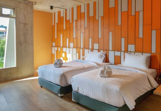 에코로프트 호텔