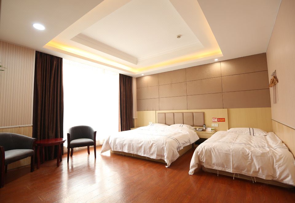 Shell Shanghai Shell Hotel (Shanghai National Exhibition and Convention Center Huaxin ...