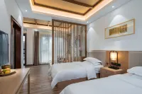Floral Hotel · Plum Garden Mount Tai hotel - balcone