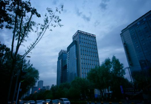 西宁崑仑东路亚朵酒店外景图