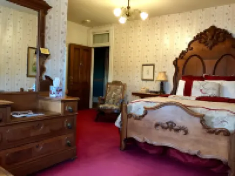 The Redstone Inn and Suites Hoteles en Dubuque