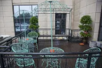 星程酒店（烏魯木齊天山國際機場德港萬達店）