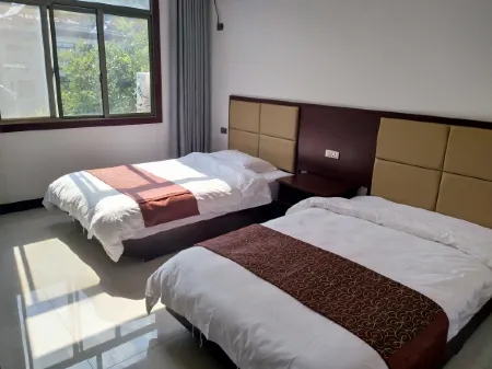 Taibai Mountain Baixingwang Hotel Отели рядом с достопримечательностью «Red River Valley»