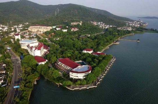 Dongshan Hotel Hotel Overview